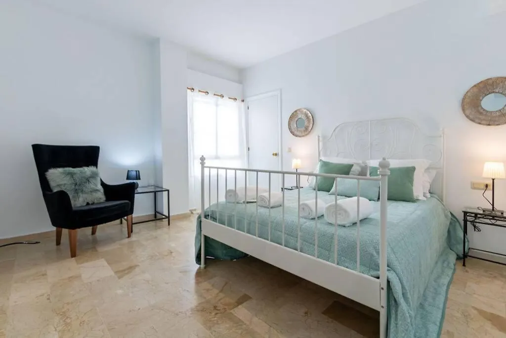 San Clemente Central Suite By Valcambre Севилья 0*,
